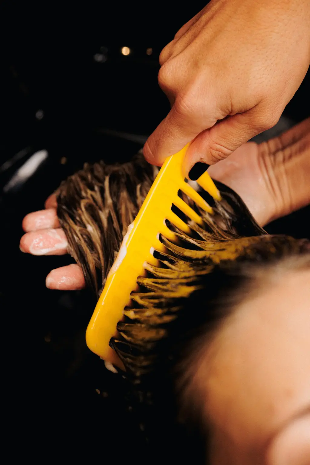 Decibel Wet Hair Web 7890